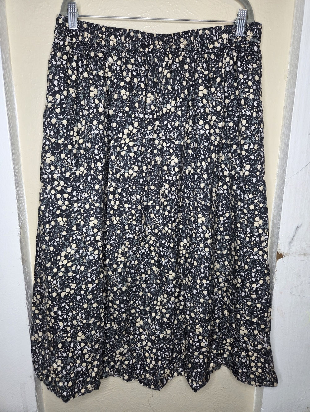 J Crew Floral Silk Midi Skirt Black Peach Color Womens Large Elastic Waist Flowy